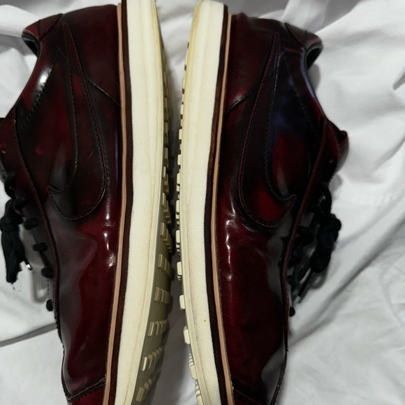 Nike 1972 dress code - Picture 10 of 14